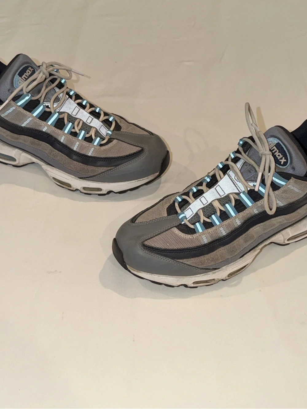 Nike Air Max 95 Men's Grey Sneakers with Light Blue Accents Size 13